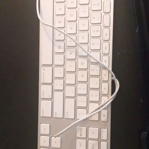 Apple keyboard